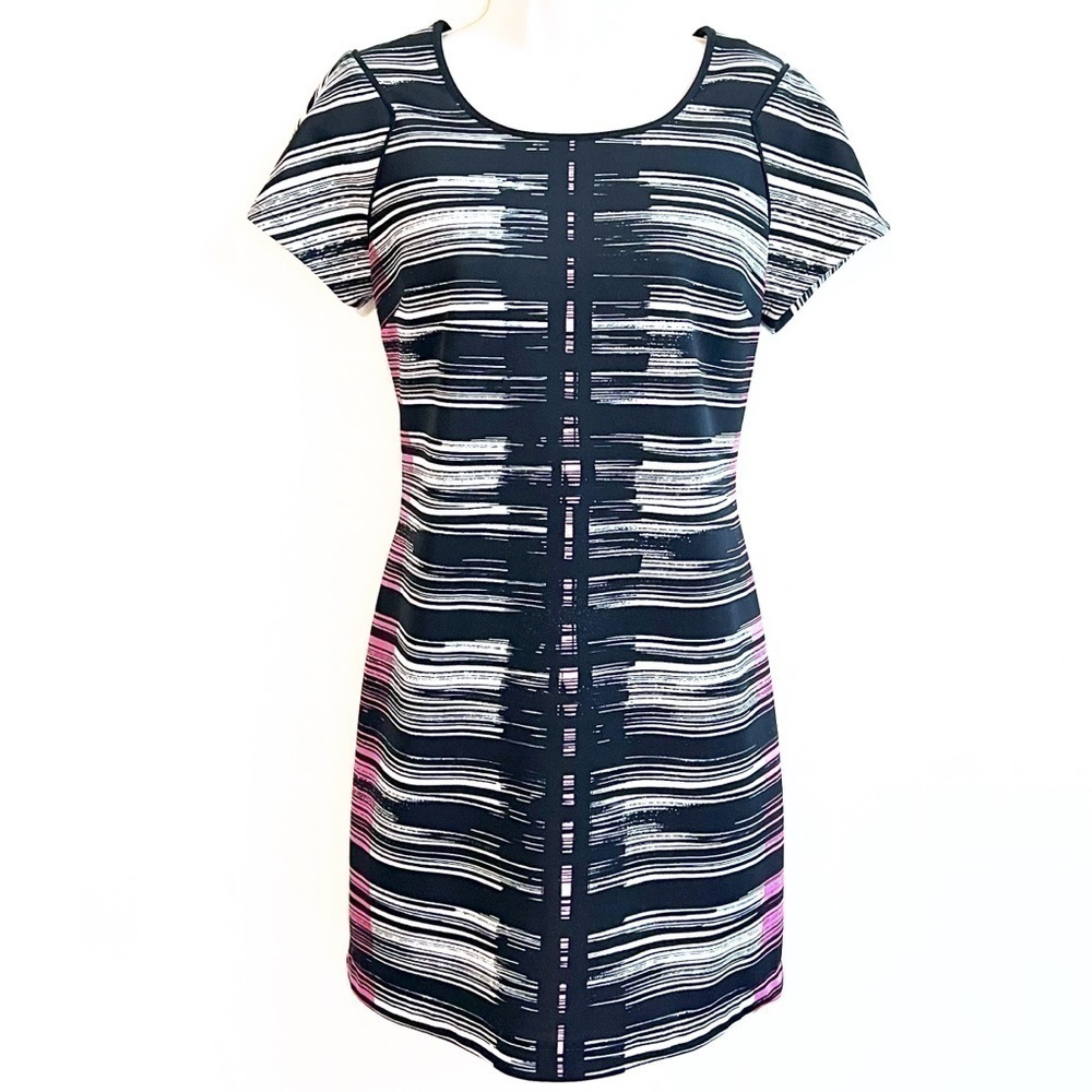 Andrew Marc New York scoop neck short sleeve stretchy mini dress black s…